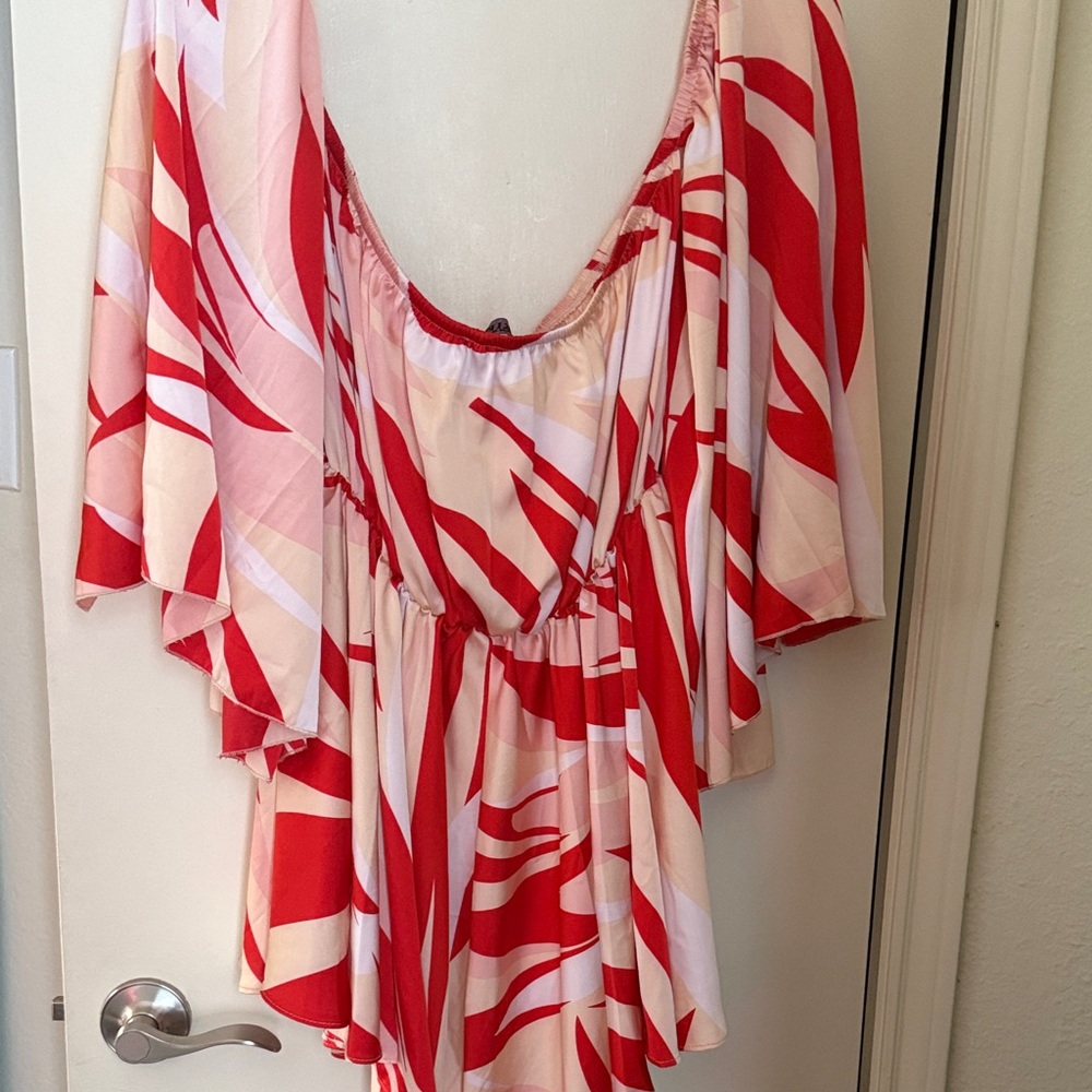 AKIRA Red and Cream Patterned Blouse
